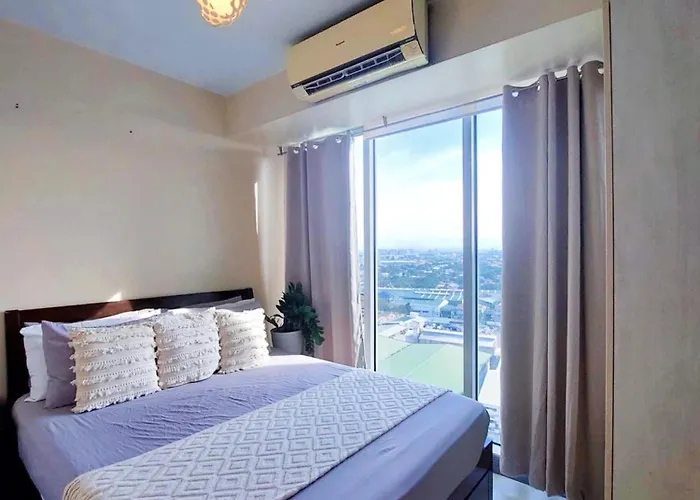 Azure Urban Residences By Lyn 2br شقة